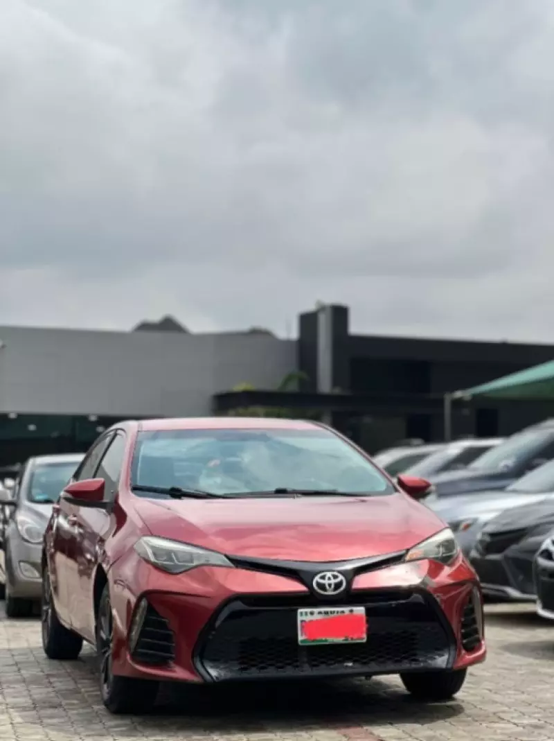 Toyota Corolla   - 2013