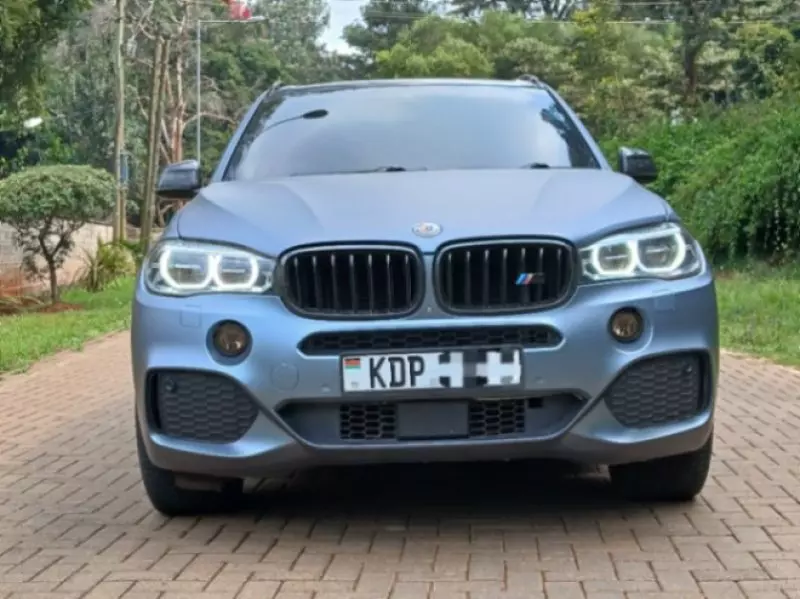 BMW X5   - 2016