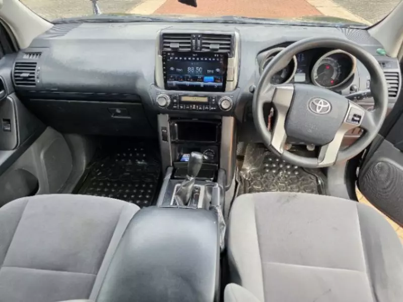Toyota Land Cruiser Prado   - 2012