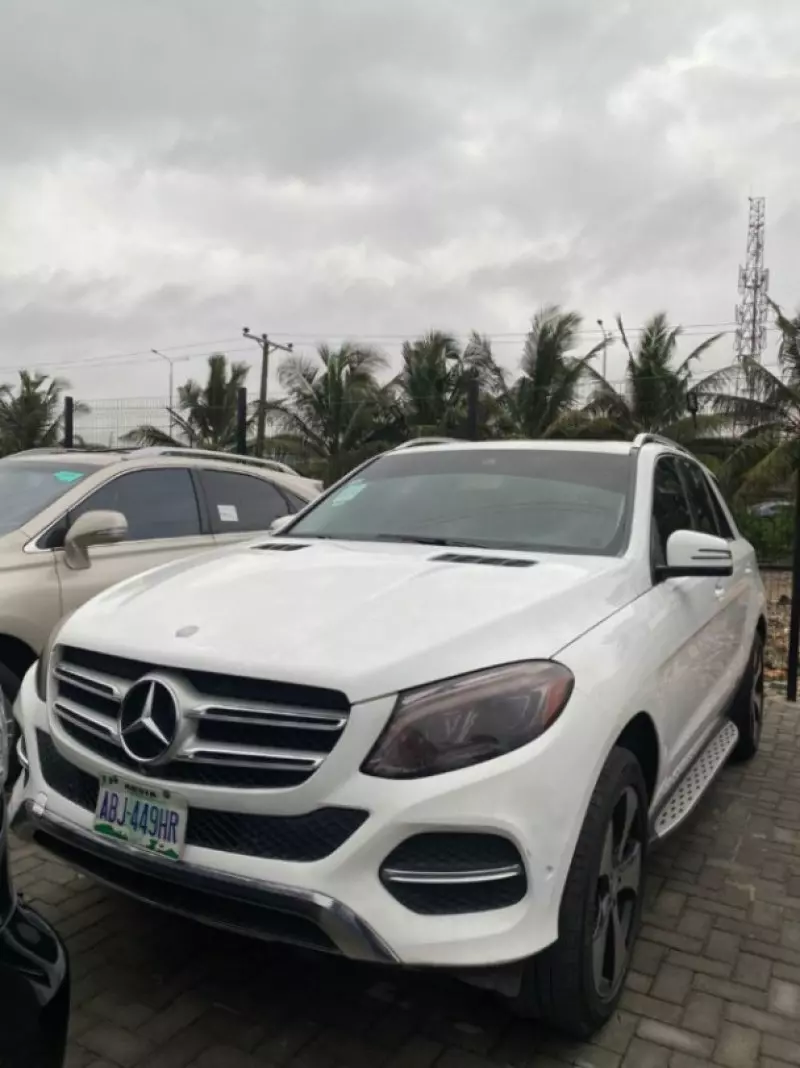 Mercedes-Benz GLE 350   - 2016