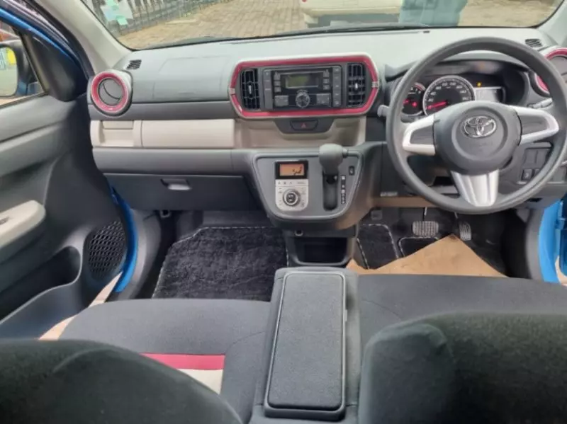 Toyota Passo   - 2016