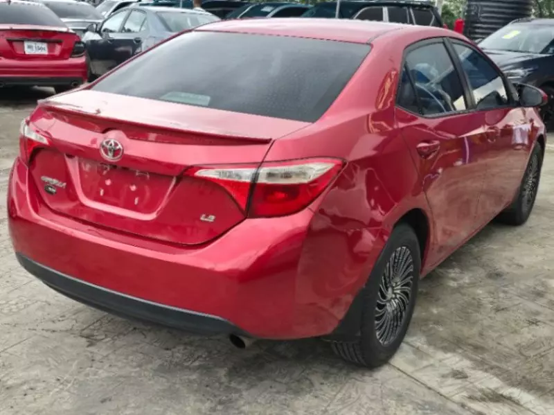 Toyota Corolla   - 2014