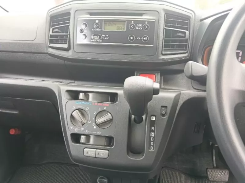 Daihatsu Mira    - 2018