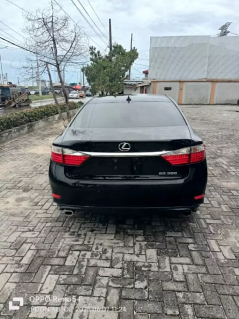 Lexus ES 350   - 2013