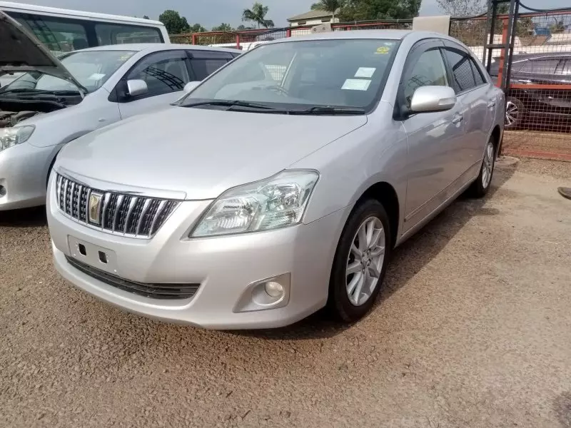 Toyota Premio
