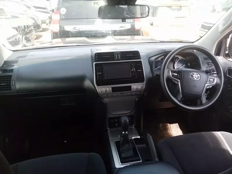 Toyota Landcruiser Prado   - 2017