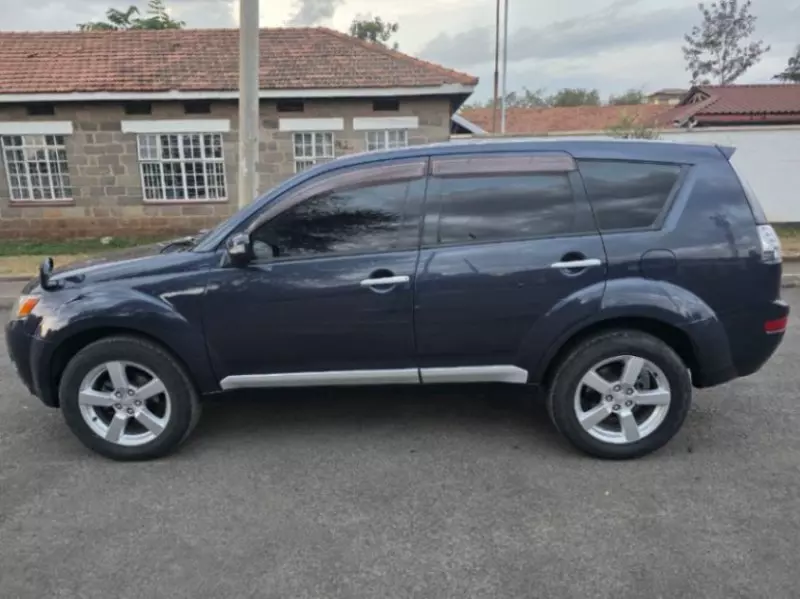 Mitsubishi OUTLANDER   - 2008