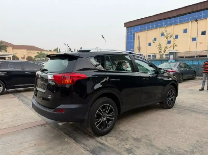 Toyota RAV4 - 2014