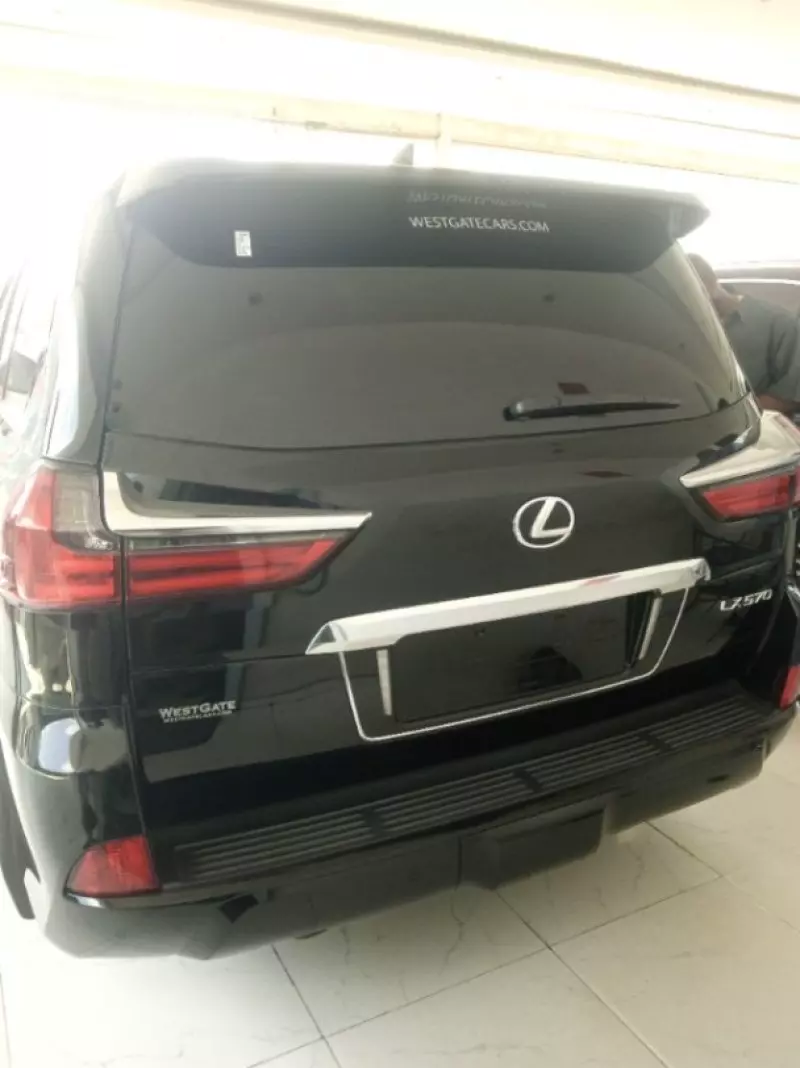 Lexus LX   - 2018