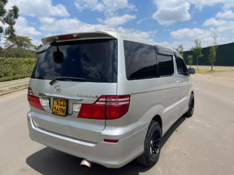 Toyota Alphard   - 2008
