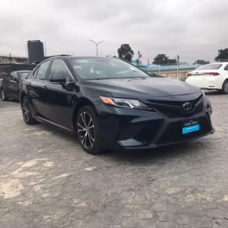 Toyota Camry   - 2019