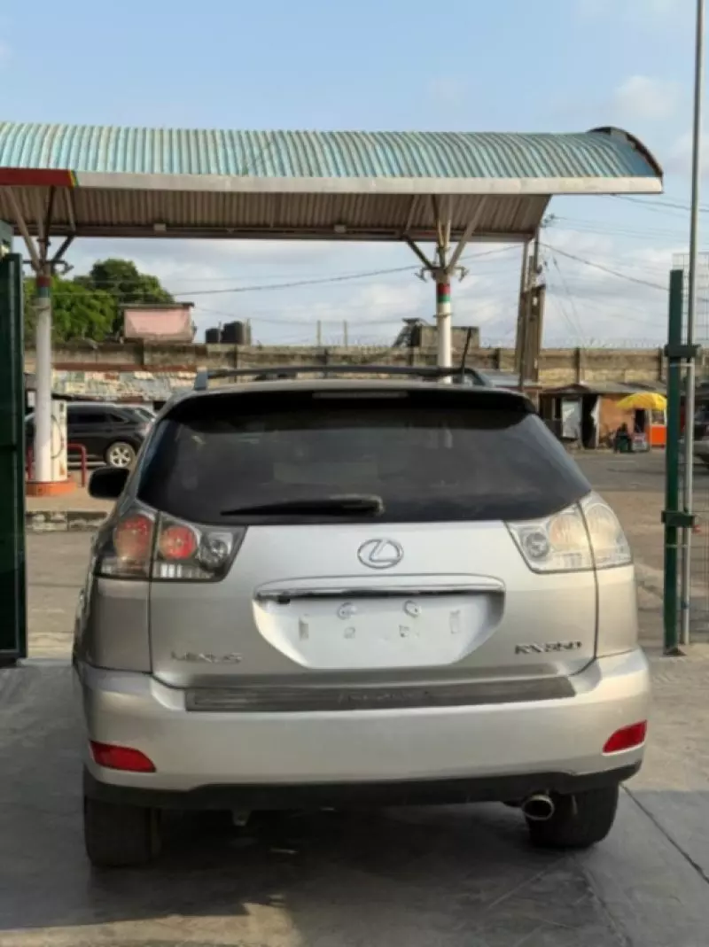 Lexus RX   - 2009