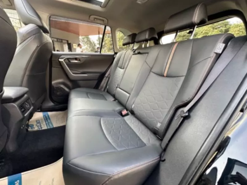 Toyota RAV4   - 2014