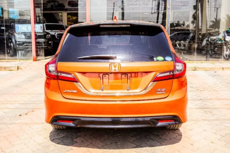 Honda Jade   - 2018
