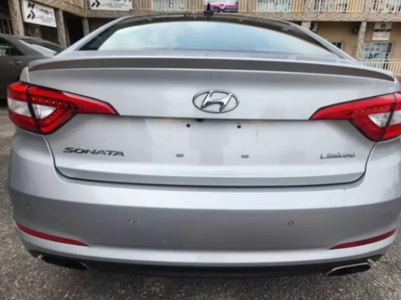 Hyundai Sonata - 2015