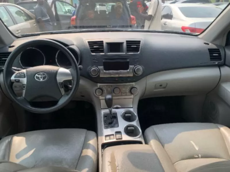 Toyota Highlander - 2013