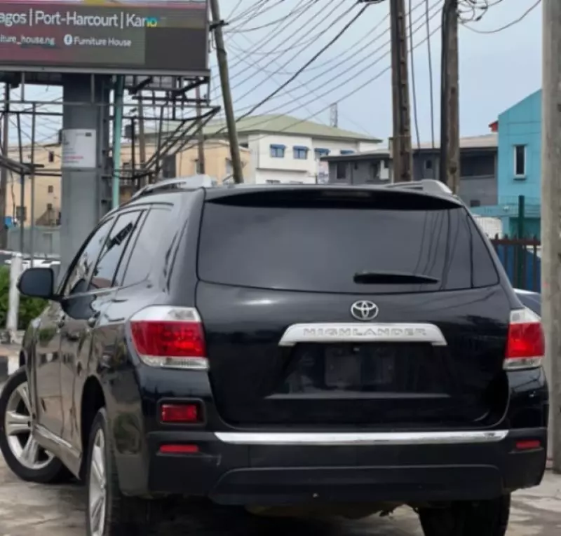 Toyota Highlander   - 2008