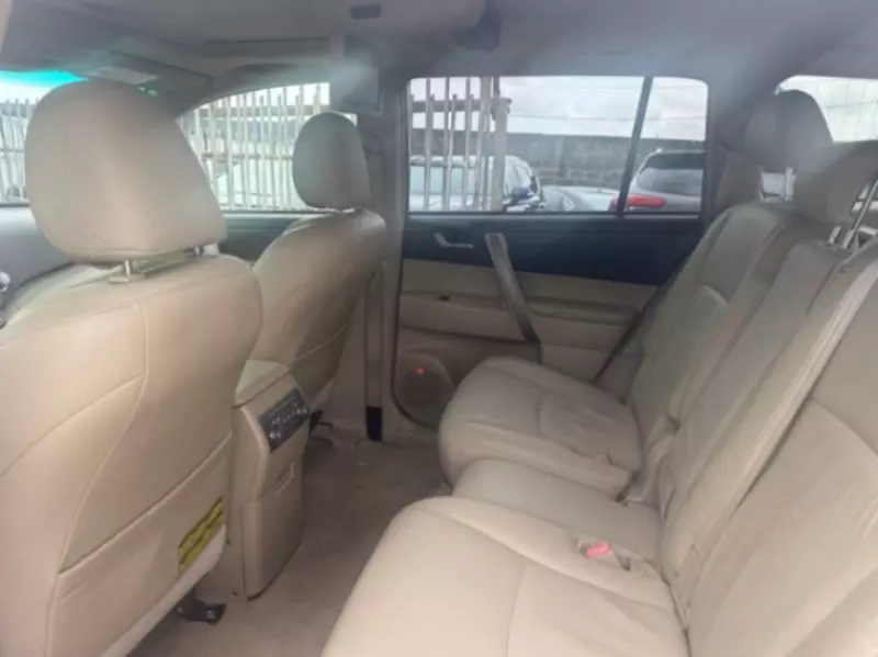 Toyota Highlander   - 2008