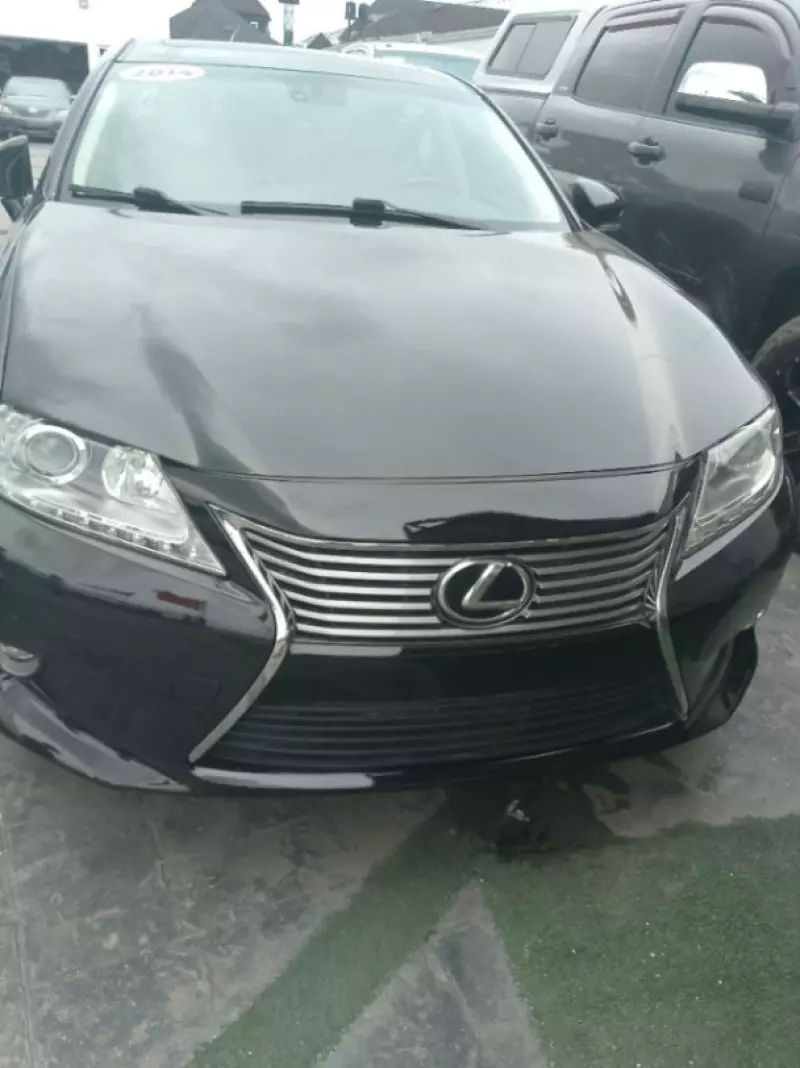 Lexus ES 350   - 2013