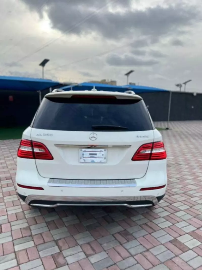 Mercedes-Benz ML 350   - 2012