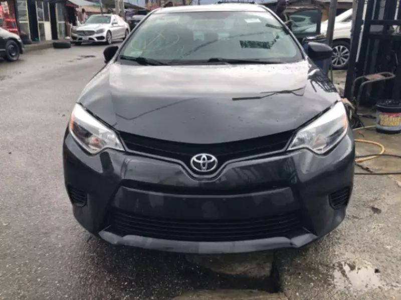 Toyota Corolla   - 2015