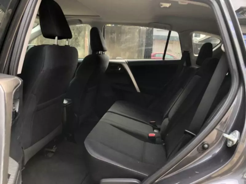 Toyota RAV4   - 2015