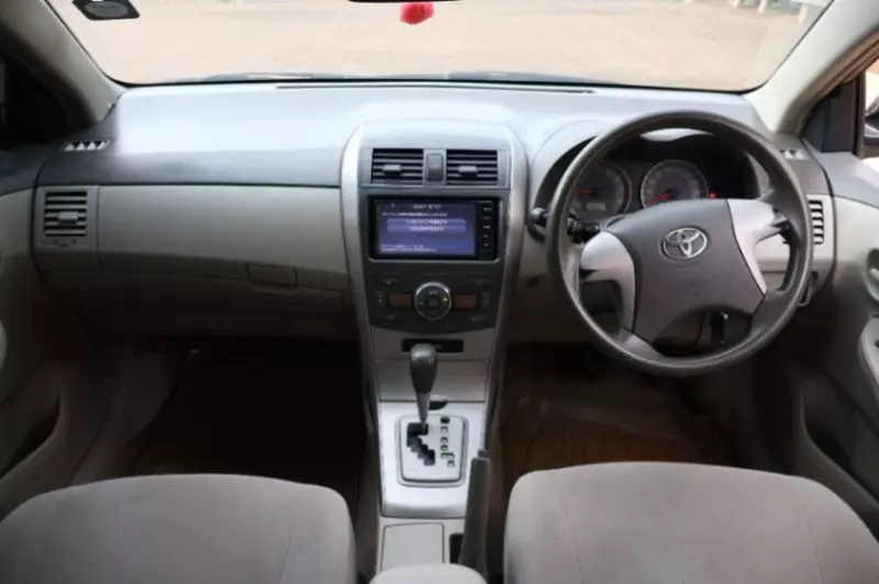 Toyota Axio    - 2010