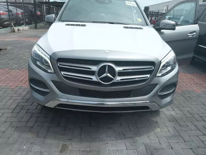 Mercedes-Benz GLE 350   - 2016