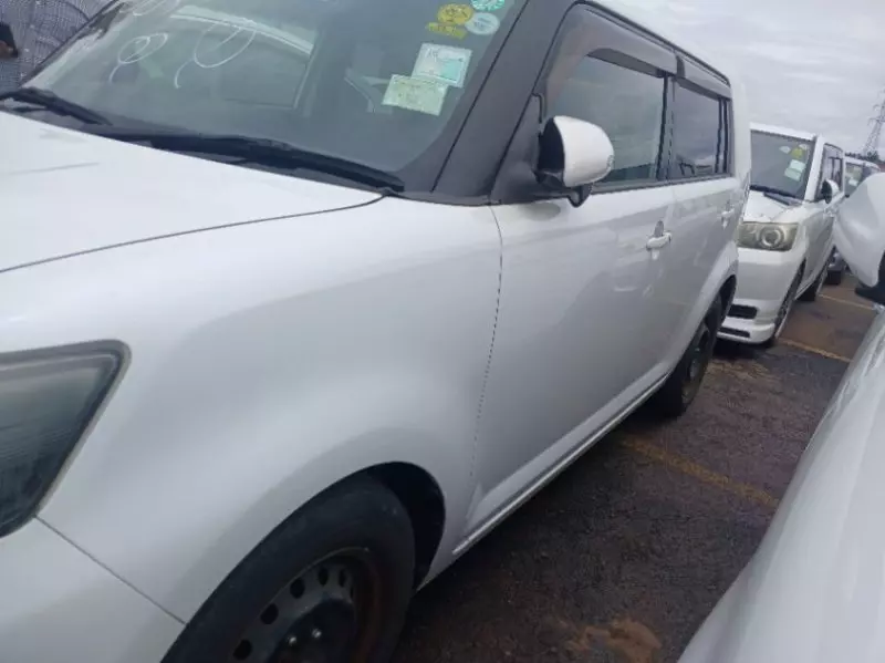 Toyota Rumion   - 2012