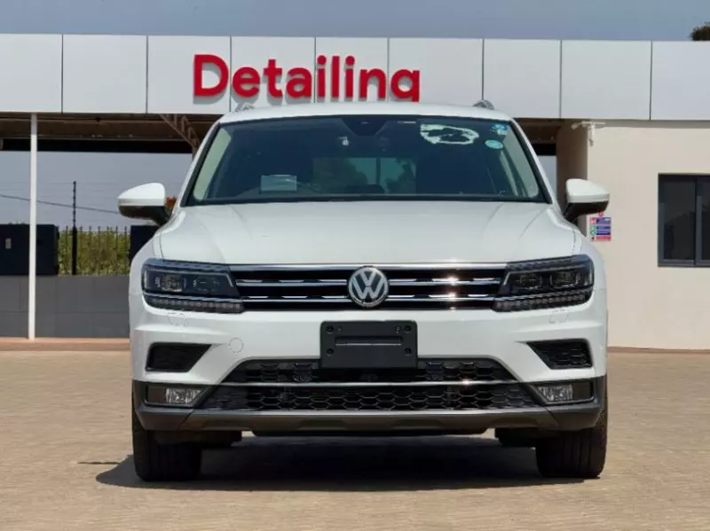 Volkswagen Tiguan   - 2018