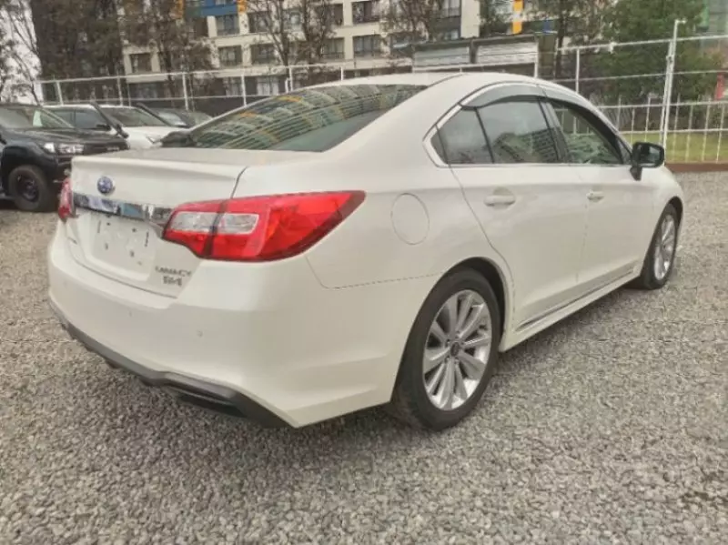 Subaru Legacy B4   - 2018