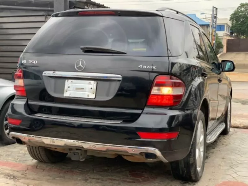 Mercedes-Benz M-Class   - 2009