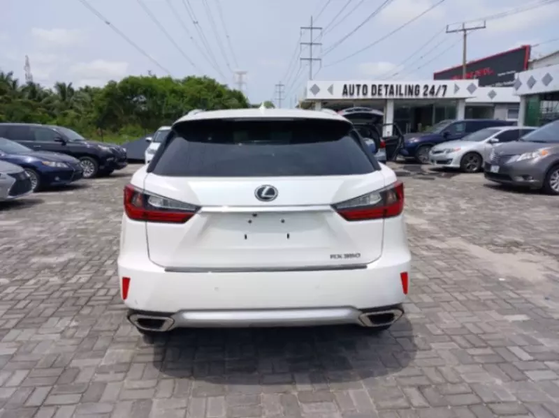 Lexus RX 350L   - 2017
