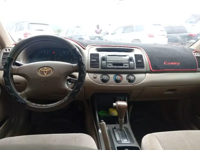 Toyota camry   - 2003