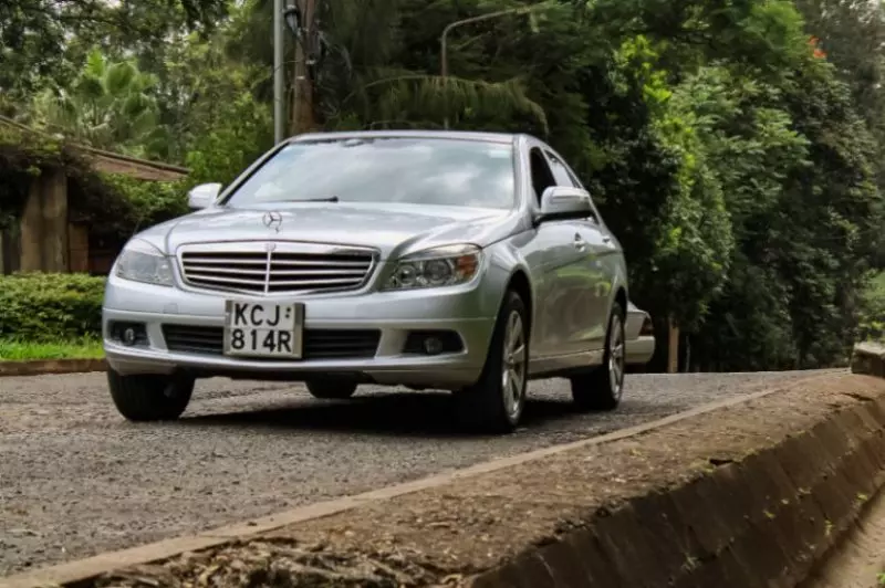 Mercedes-Benz C200   - 2009