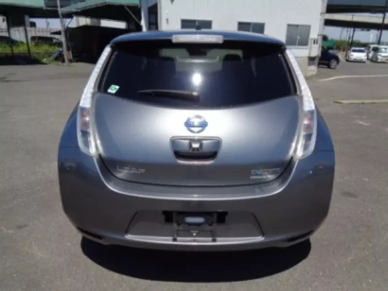 Nissan Leaf   - 2016