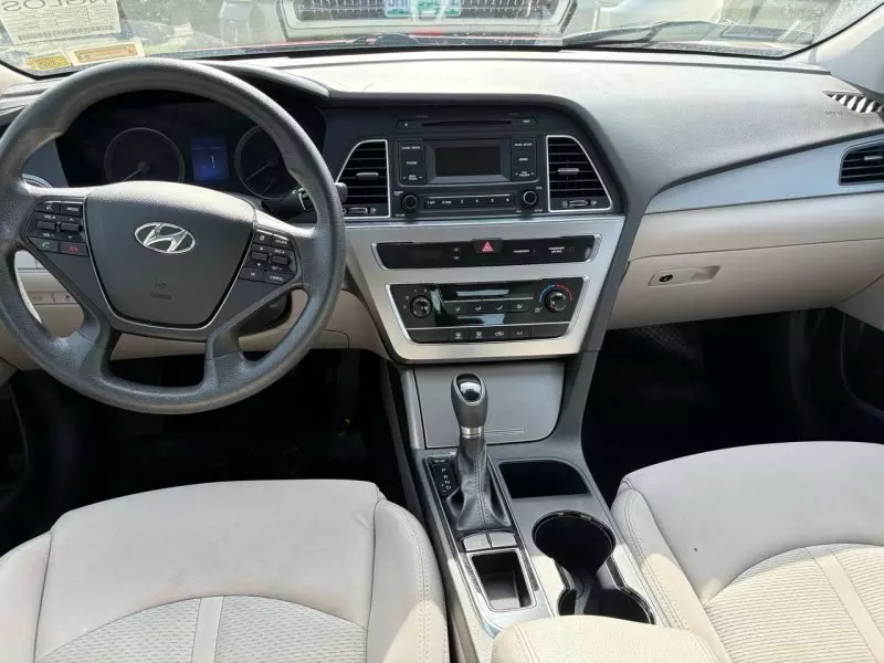Hyundai Sonata   - 2015