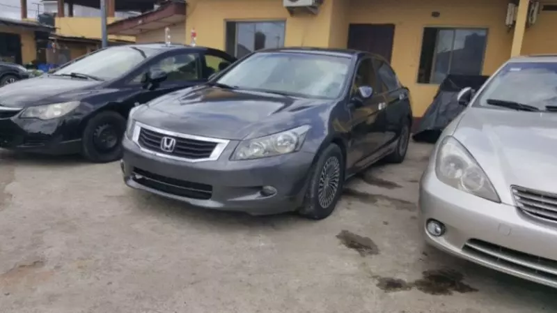 Honda Accord   - 2009