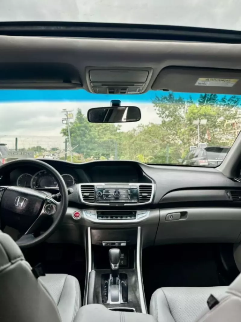 Honda Accord   - 2015