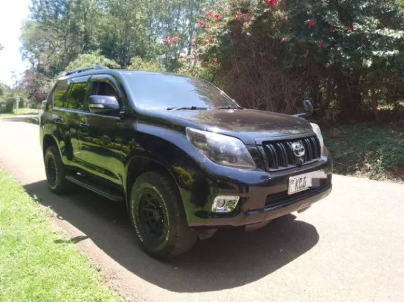 Toyota Land Cruiser Prado   - 2013