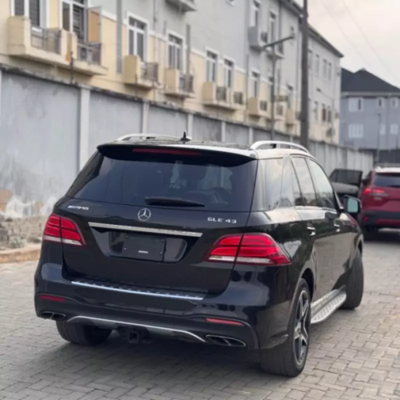 Mercedes-Benz GLE 43 AMG   - 2017