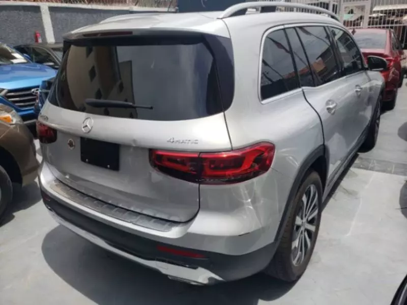 Mercedes-Benz GLB 250   - 2020