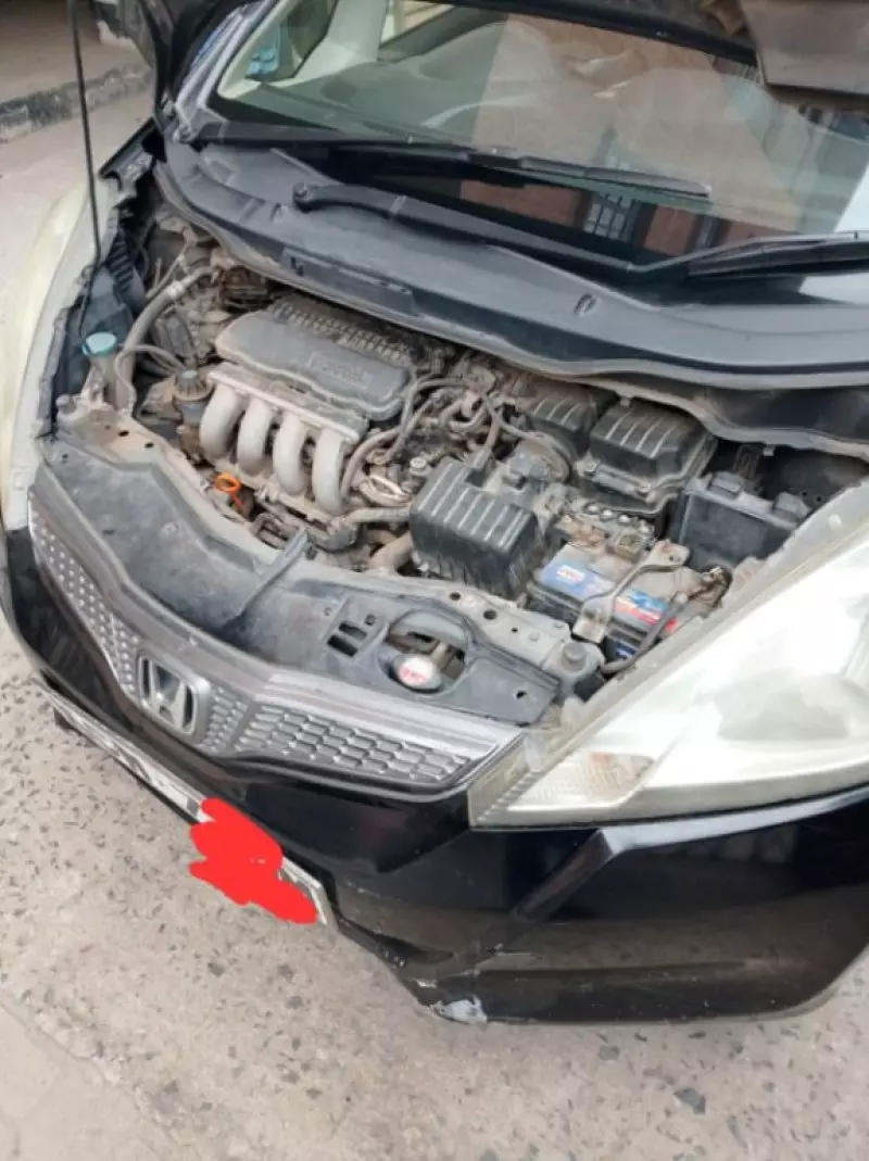 Honda Fit   - 2012