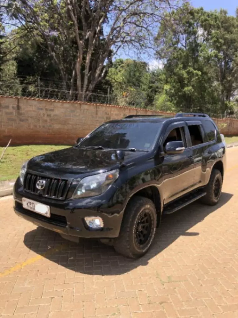 Toyota Land Cruiser Prado   - 2013