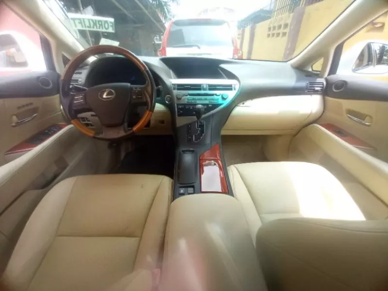 Lexus RX 350   - 2010