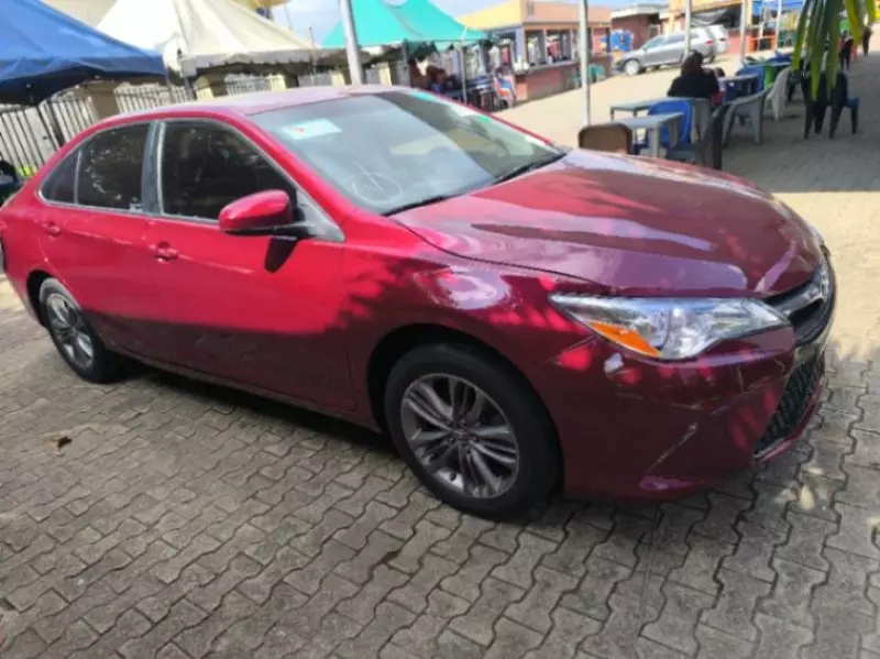 Toyota Camry   - 2017