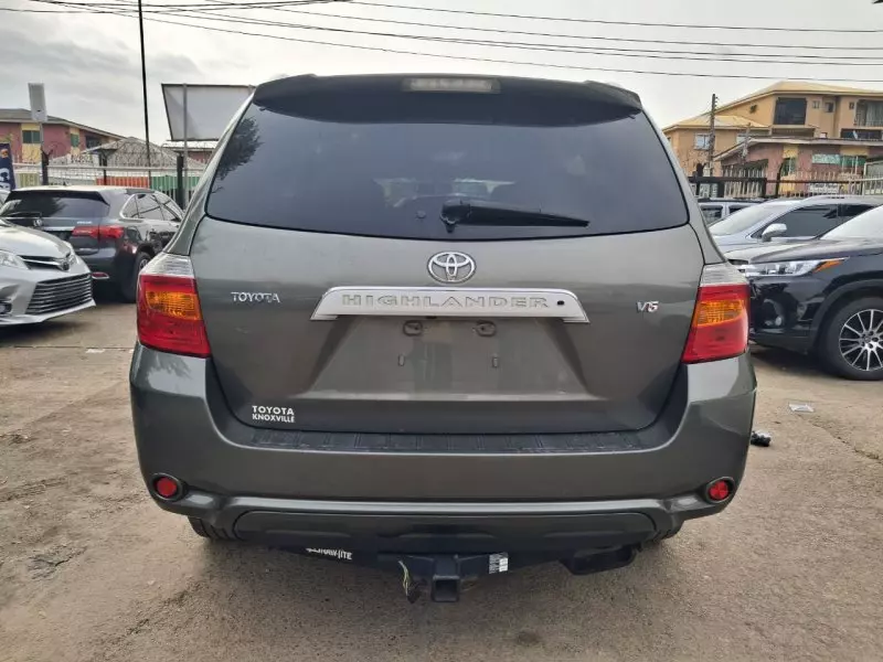 Toyota Highlander   - 2008
