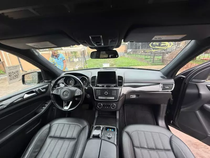 Mercedes-Benz GLE 350   - 2018