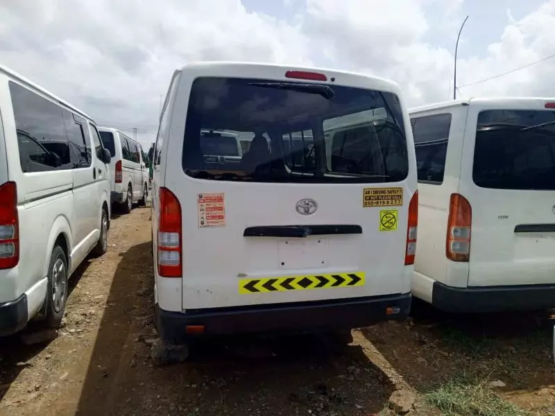 Toyota Hiace   - 2008