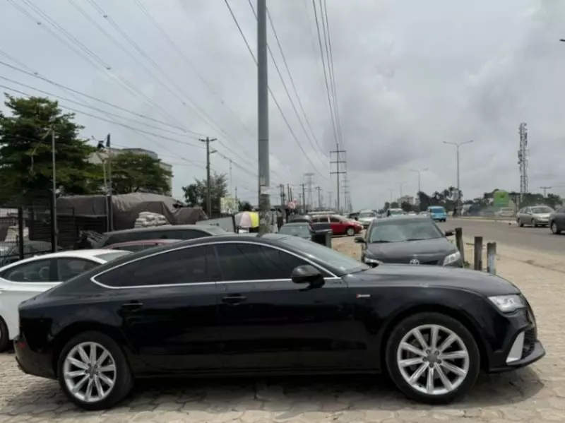 Audi A7   - 2013